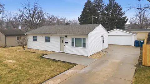 3448 Sally Dr, Steger, IL 60475