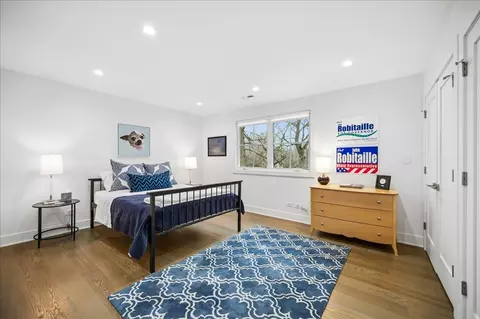 Bedroom - Undisclosed, Glencoe, IL 60022 photo 2 of 4
