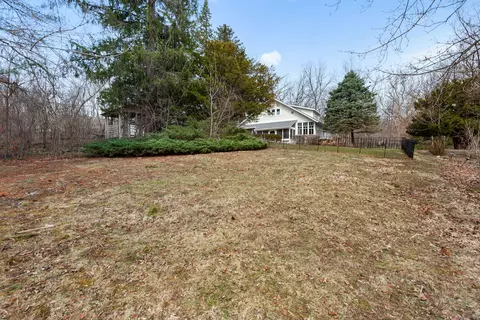 Exterior - 23780 N Hess Dr, Cary, IL 60013 photo 8 of 16