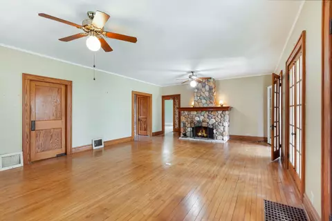 Living - 23780 N Hess Dr, Cary, IL 60013 photo 1 of 4