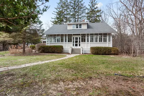 23780 N Hess Dr, Cary, IL 60013