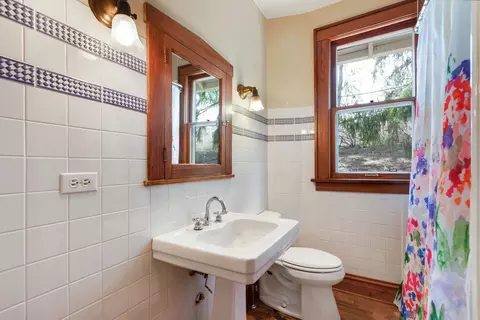 Bath - 23780 N Hess Dr, Cary, IL 60013 photo 1 of 3
