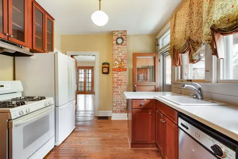 Kitchen - 23780 N Hess Dr, Cary, IL 60013 photo 1 of 4