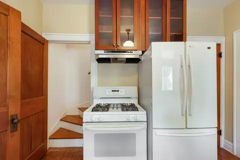 Kitchen - 23780 N Hess Dr, Cary, IL 60013 photo 4 of 4
