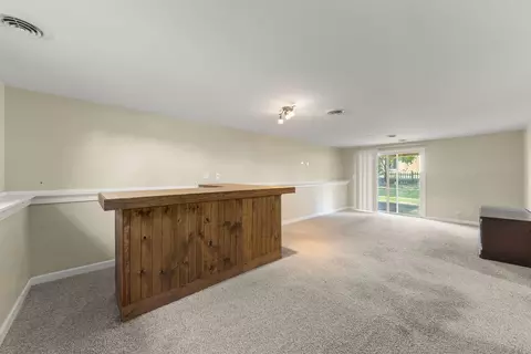 Living - Undisclosed, Bartlett, IL 60103 photo 4 of 5