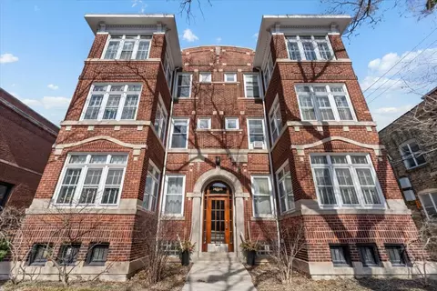1418 W Rosemont Ave #1W, Chicago, IL 60660