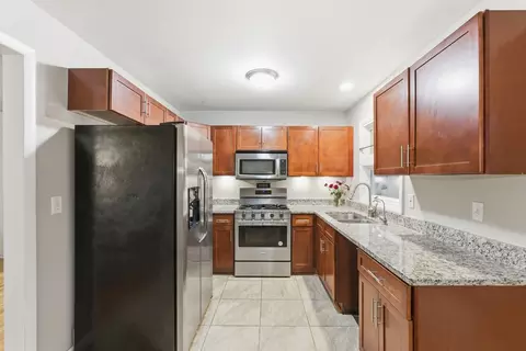 Kitchen - 1348 Sheffield Dr, Elgin, IL 60123 photo 1 of 1