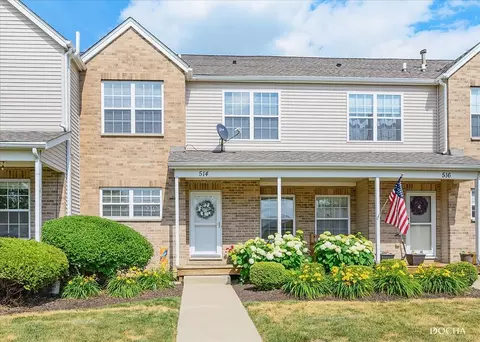 514 Clayton Cir #514, Sycamore, IL 60178