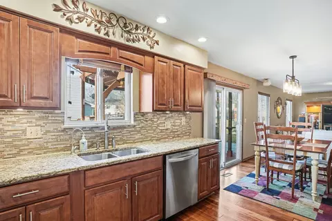 Kitchen - 21020 W Ardmore Cir, Plainfield, IL 60544 photo 1 of 3