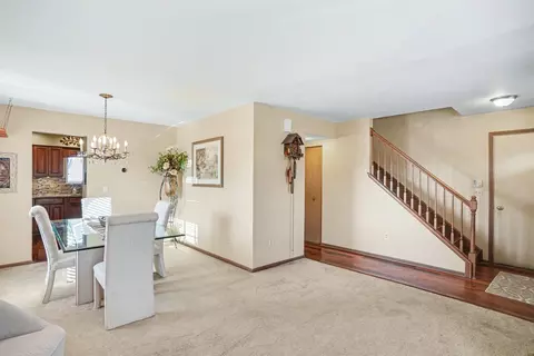 Dining - 21020 W Ardmore Cir, Plainfield, IL 60544 photo 3 of 4