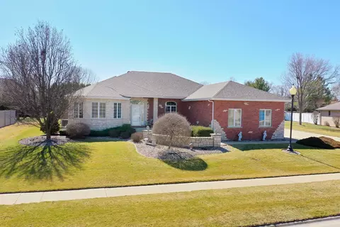 1138 Cotes De Bourg, Bourbonnais, IL 60914