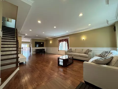 Living - 3349 N Paris Ave, Chicago, IL 60634 photo 2 of 4