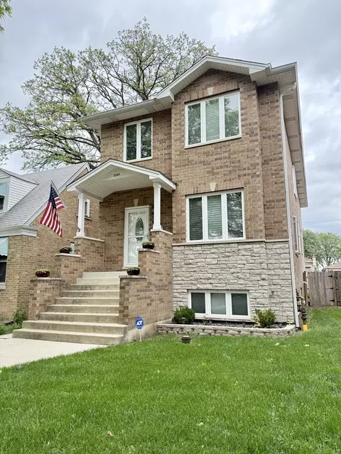 3349 N Paris Ave, Chicago, IL 60634
