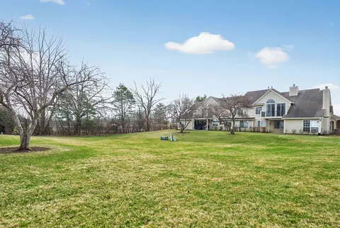 Exterior - 446 Cromwell Cir #4, Bartlett, IL 60103 photo 2 of 3