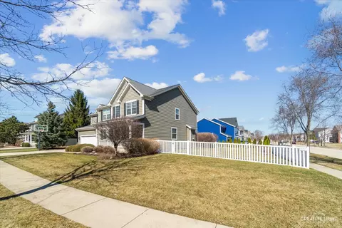 Other - 436 W Amberside Dr, Elgin, IL 60124 photo 1 of 11