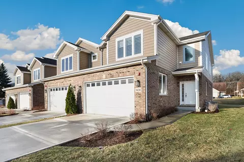 9430 Churchill Dr, Hickory Hills, IL 60457