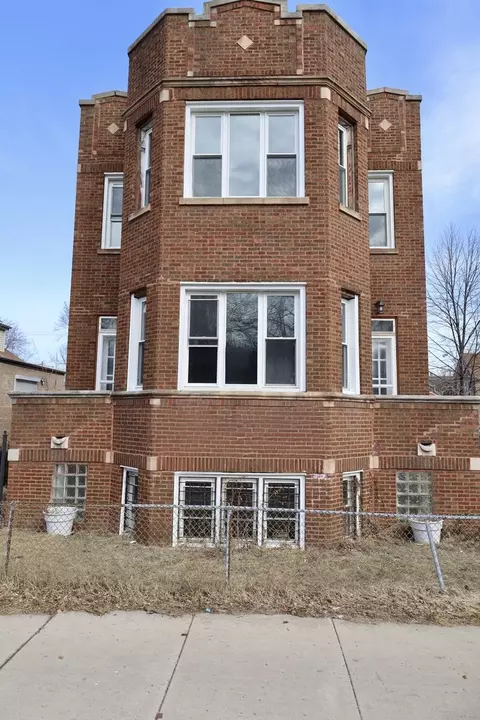 1900 W Garfield Blvd, Chicago, IL 60609