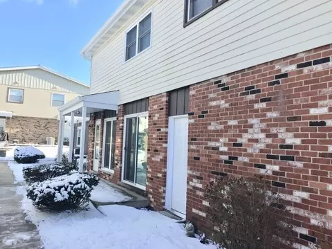 19539 116th Ave #B, Mokena, IL 60448