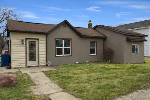 130 S Iowa Ave, Ladd, IL 61329