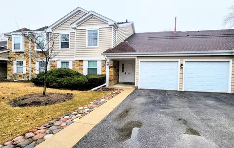 601 Fairbanks Ct #V2, Schaumburg, IL 60194