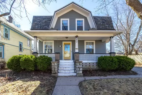 1137 Kirkwood Blvd, Davenport, IA 52803