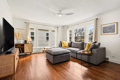Living - 119 S Williston St, Wheaton, IL 60187 photo 1 of 1