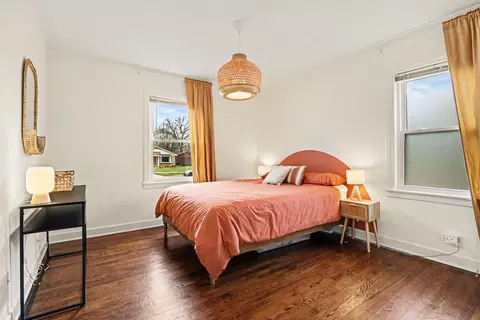 Bedroom - 119 S Williston St, Wheaton, IL 60187 photo 3 of 3