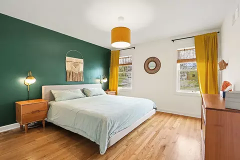 Bedroom - 119 S Williston St, Wheaton, IL 60187 photo 1 of 3