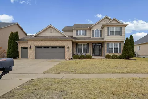 Exterior - 3551 Napa Ln, Normal, IL 61761 photo 4 of 16