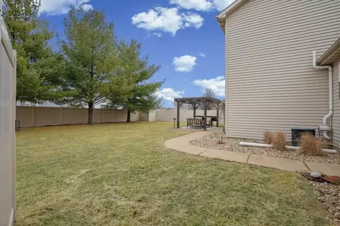 Exterior - 3551 Napa Ln, Normal, IL 61761 photo 9 of 16