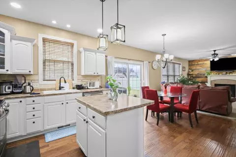 Kitchen - 3551 Napa Ln, Normal, IL 61761 photo 3 of 3