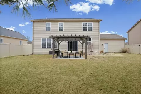 Exterior - 3551 Napa Ln, Normal, IL 61761 photo 11 of 16