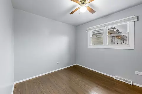 Bedroom - 3618 148th St, Midlothian, IL 60445 photo 1 of 5