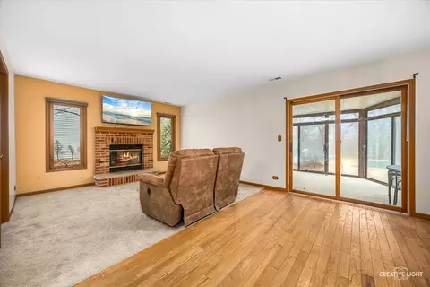 Living - 313 Bayberry Dr, Algonquin, IL 60102 photo 5 of 6