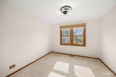 Bedroom - 313 Bayberry Dr, Algonquin, IL 60102 photo 3 of 5