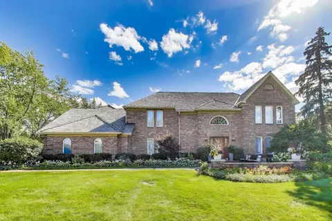 775 Summer Isle Ln, Inverness, IL 60010