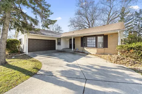 17740 Cedar Ave, Country Club Hills, IL 60478