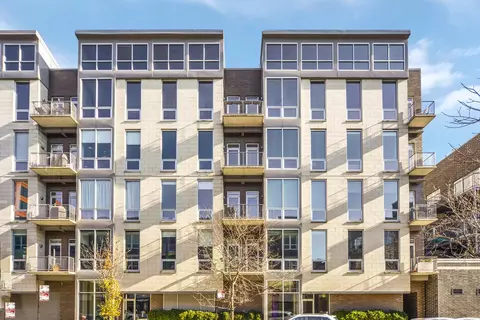 Undisclosed, Chicago, IL 60607