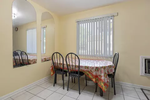Dining - 2508 Algonquin Rd #16, Rolling Meadows, IL 60008 photo 1 of 1