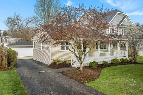 1331 N Main St, Naperville, IL 60563