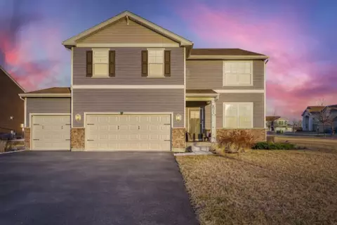 601 Ironwood Ave, Oswego, IL 60543