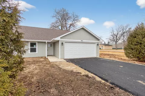 301 W South St #301, Durand, IL 61024