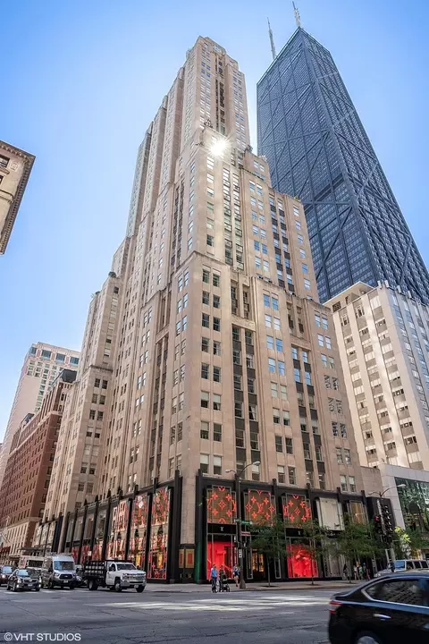 159 E Walton Pl #14B, Chicago, IL 60611