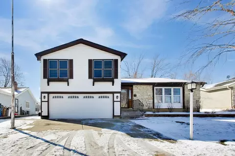 285 Loveland Dr, Glendale Heights, IL 60139