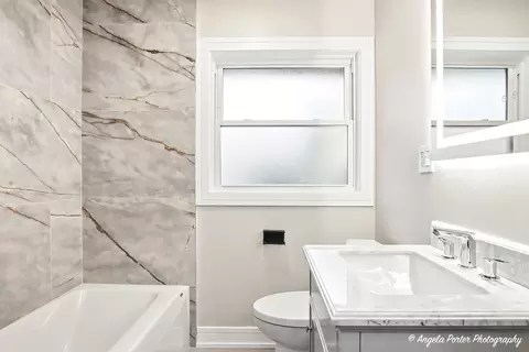 Bath - 3915 Dolores Dr, Johnsburg, IL 60051 photo 2 of 2