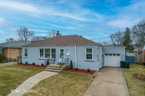 9017 Major Ave, Morton Grove, IL 60053
