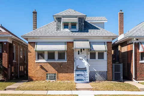 2840 N Mobile Ave, Chicago, IL 60634