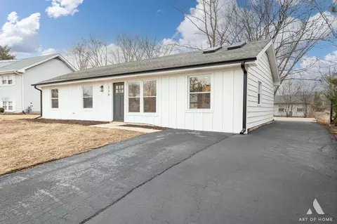 226 Grant Dr, Bolingbrook, IL 60440
