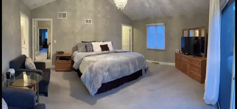 Bedroom - 1810 Golf View Dr, Bartlett, IL 60103 photo 2 of 3