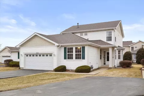 16110 Michigan St, Crest Hill, IL 60403